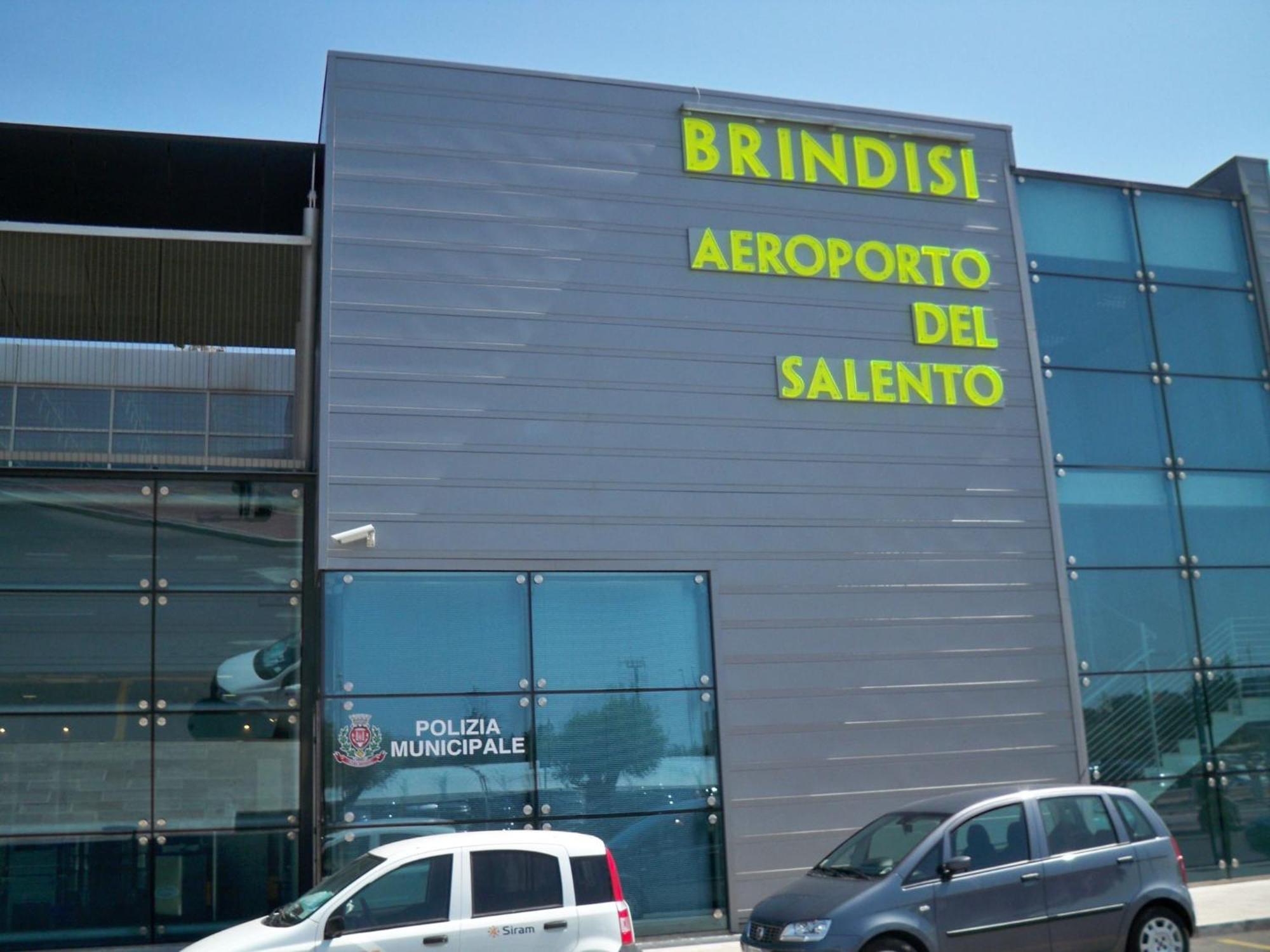 Un Posto Al Sole Apartment Brindisi Exterior photo